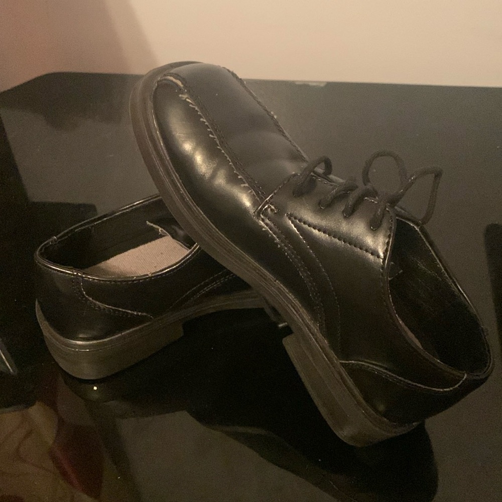 Toddler boys black dress shoe